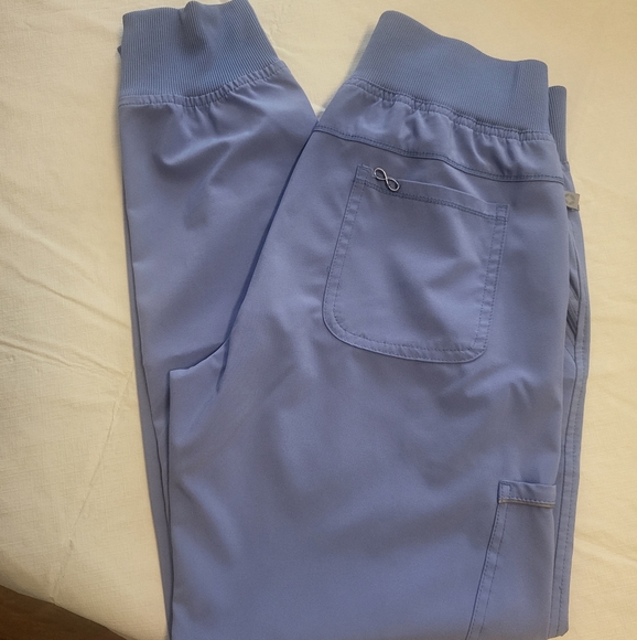 Cherokee Other Cherokee Infinity Scrubs Set Small Poshmark